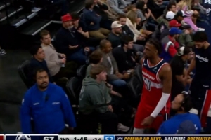 先走一步!萨尔被大洛造犯规 砸球再吃T&累计2个技犯遭逐