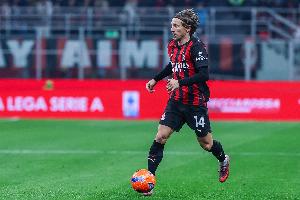 意天空预测科莫vs米兰首发:尼科·帕斯对抗莫德里奇+拉比奥特