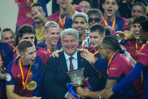 TA：拉波尔塔将利用西超杯夺冠契机宣布主席选举日，他连任呼声高