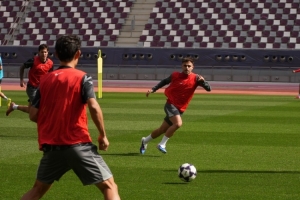 海港队冬训已开展近一周,全队以体能储备和阵容磨合为核心任务