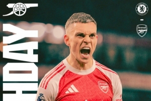 联赛杯半决赛！阿森纳发布客战切尔西海报：特罗萨德怒吼出镜