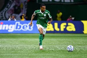 ESPN:那不勒斯提高对帕尔梅拉斯中场阿兰的报价,达到3500万欧