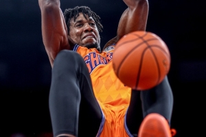 无敌存在！怀特塞德统治内线各种暴扣 24分钟砍28分13板2断3帽！