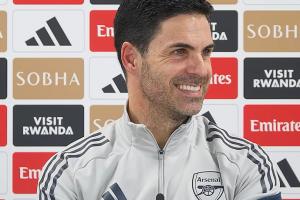 斯科尔斯批评？塔帅回应：我听到的相反，欧洲足坛都说我们队最棒