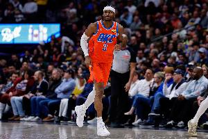 不会要断了吧！亚历山大7中5后9连铁 第三节过半还是只有12分