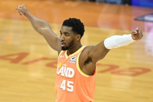 詹宁斯：哈登让骑士成为冠军球队 但米切尔才是队内第一选择