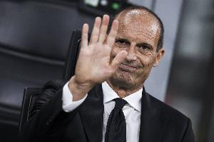 阿莱格里:庆祝迈尼昂续约,球员们拼尽全力给他送上了一场胜利