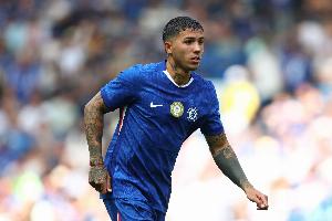 太激烈,阿森纳对阵切尔西目前犯规次数比在对方禁区触球次数多