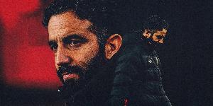 邮报：阿莫林现在不想干扰曼联，打算赛季结束后再发声谈自己下课