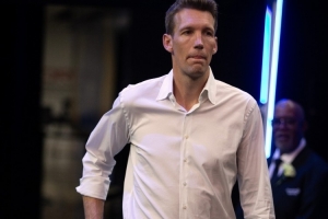 勇记：勇士还没完全关闭交易大门 截止日前仍在考虑其他潜在可能