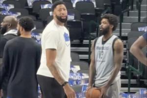 难评！美媒：独行侠就只做了让浓眉变重、变脆然后扔给最差的队