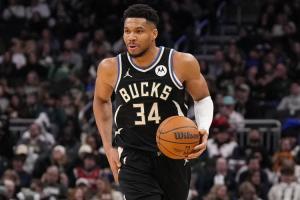 都散了？队记：雄鹿并不觉得需要在截止日前交易字母哥